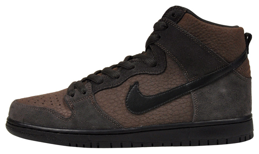DunkSB_Hi_BWNXBK_520.jpg